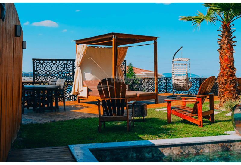 Sakarya Sapanca’da doğa içinde, jakuzili, şömineli ve havuzlu lüks bungalovlarda huzurlu, konforlu ve sürdürülebilir bir konaklama deneyimi BungaRise’da.